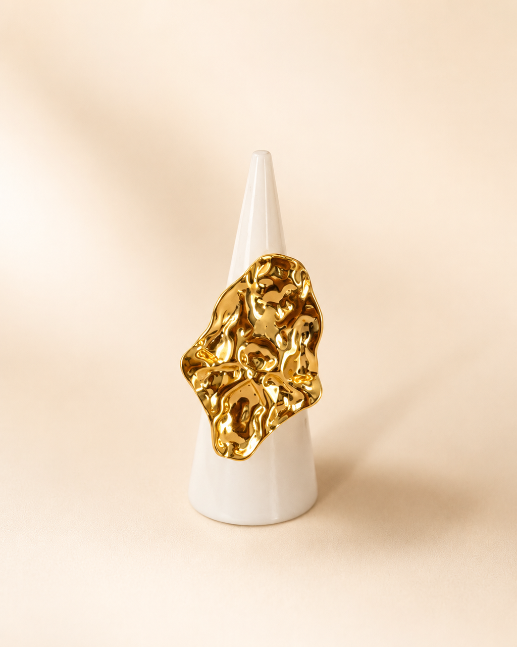 Statement ring kronkel goud