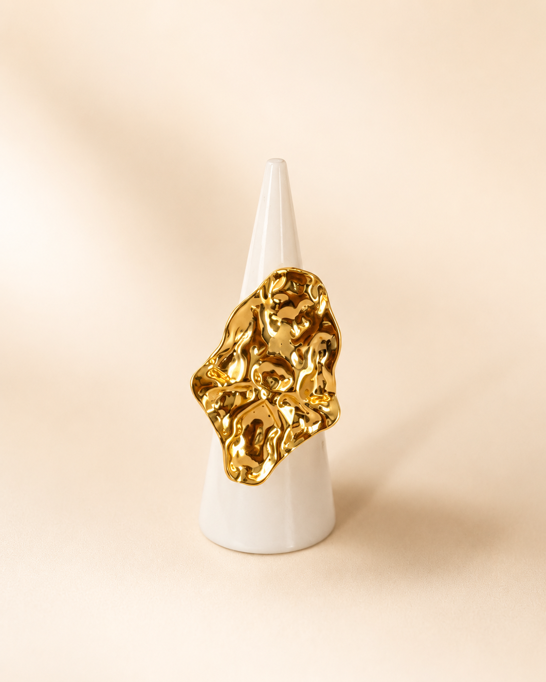 Statement ring kronkel goud