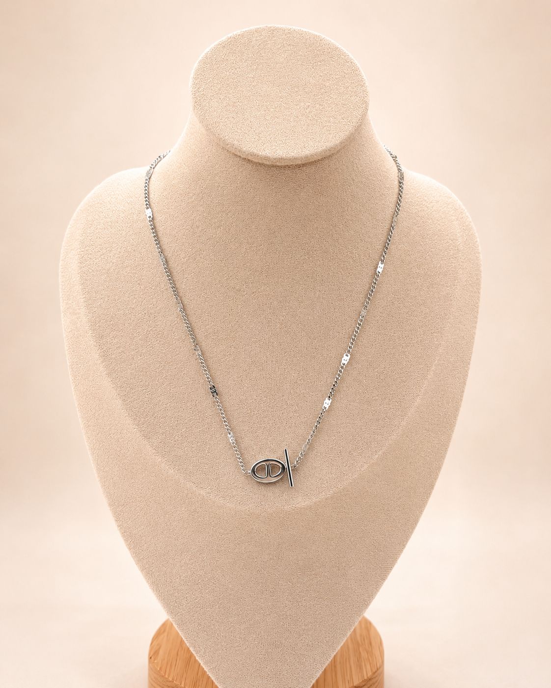 Zilveren ketting met details