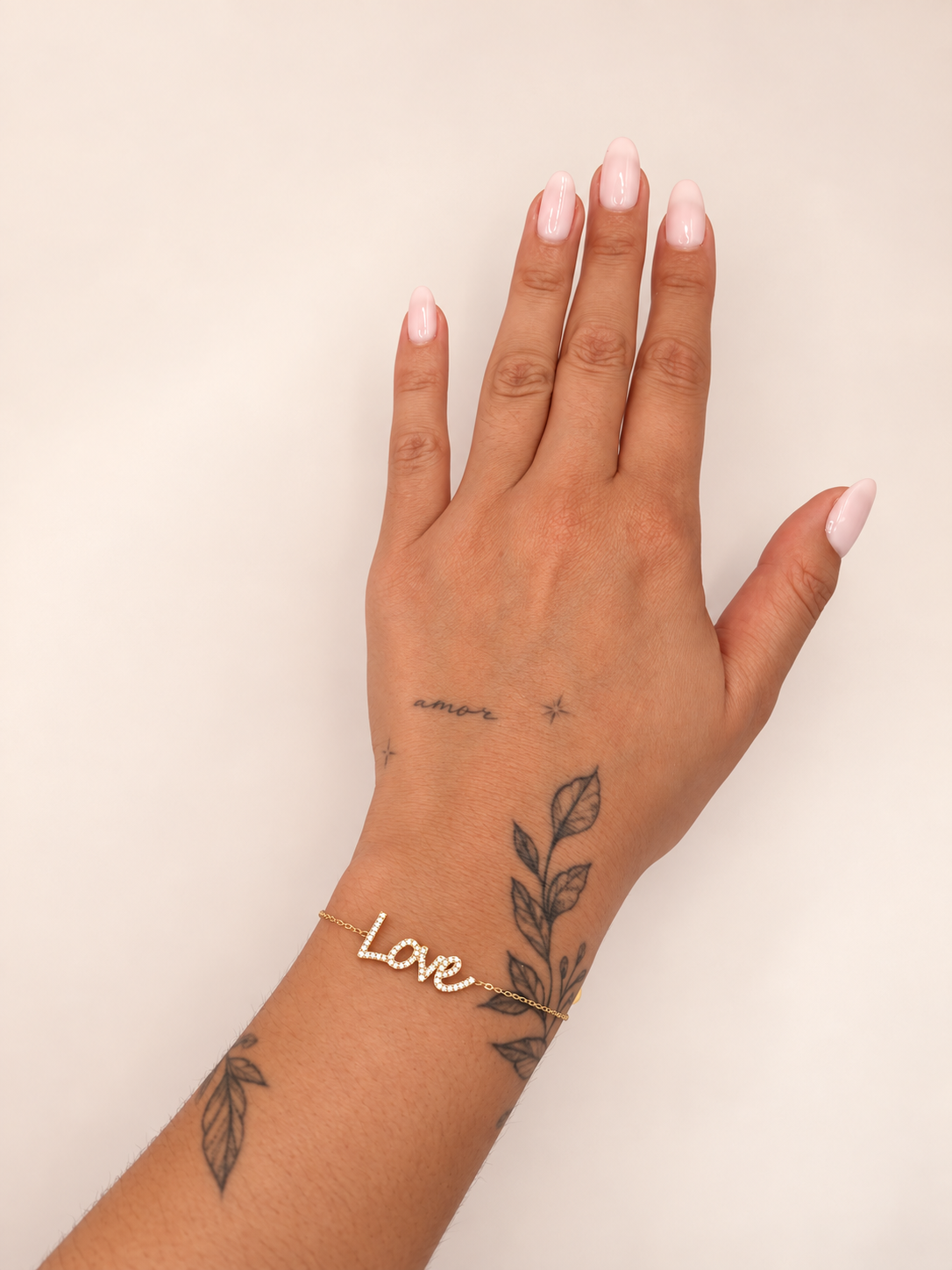 Minimalistisch love armbandje goud