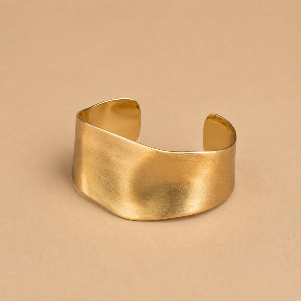 Organische armband goudkleurig
