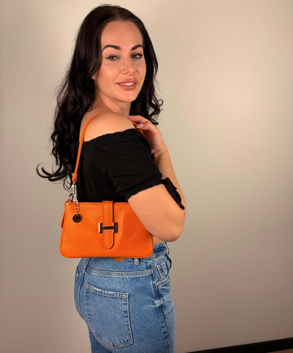Noa leather bag